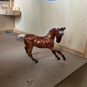 2017 Breyer Fest “Vivaan” Glossy One Day Ticket Stable Mate